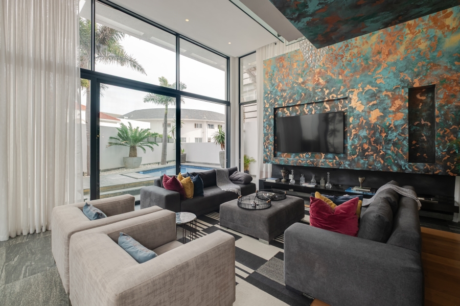 3 Bedroom Property for Sale in Bantry Bay Western Cape